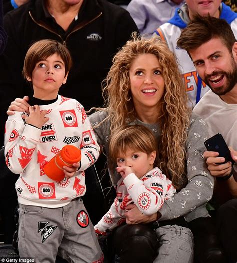 how many kids does shakira and pique have